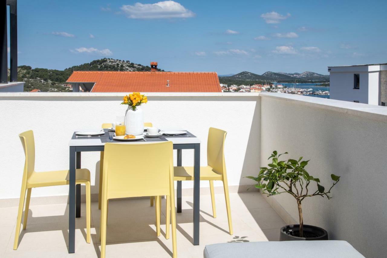 Luxury Apartment La Mer Murter Ngoại thất bức ảnh